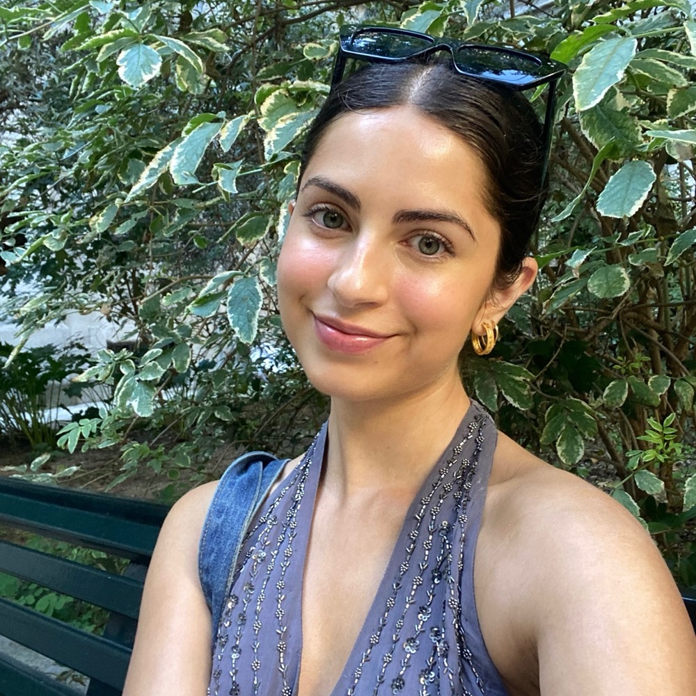 Meet your Posher, Mina